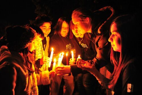 Ungdomar under Earth Hour-foto-Frank Parhizgar-WWF-Kanada